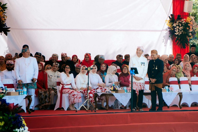 Penghargaan Kepada Nasabah Setia