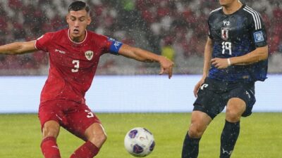 Samurai Biru tebas Garuda