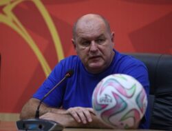 Persib Tersingkir di Piala Presiden 2025, Coach Bojan Tak Risau