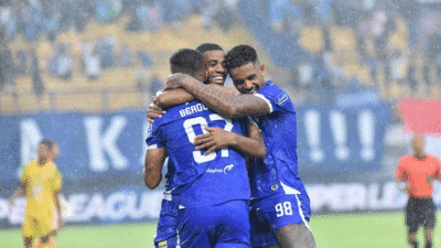 Kalahkan Persebaya 1-0, Persib Kembali ke Jalur Kemenangan