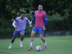 Libur Berakhir, Persib Kembali Berlatih, Semua dalam Mood yang Baik