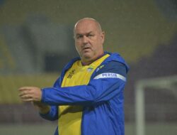 Preview Persis Vs Persib, Dua Pelatih Bilang Tim Lawan Kuat dan Solid