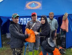Menwa YON XI/UPI Bantu Penanganan Bencana Longsor Cisarua KBB