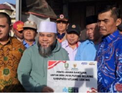 Gubernur Helmi Berikan Bantuan Perbaikan Rumah kepada Korban Bencana Puting Beliung