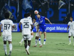 Rekor Tak Terkalahkan Persib di GBLA Terhenti, Berbagi Poin dengan Arema FC