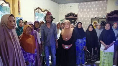 Mista Santuni Kaum Dhuafa, Sinyal Calon Kades Muncul di Karyamulya