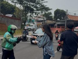 Peduli Sesama, BRI Pancoran Berbagi Jumat Berkah untuk Masyarakat Sekitar