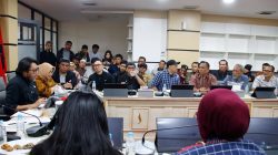 Persoalan Mendasar Belum Selesai, Ono Desak Farhan Moratorium Revitalisasi Pasar Ciroyom