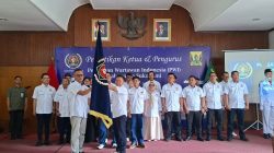 Pengurus PWI Kabupaten Sukabumi Dilantik, Tantan : Tingkatkan Kapasitas Wartawan